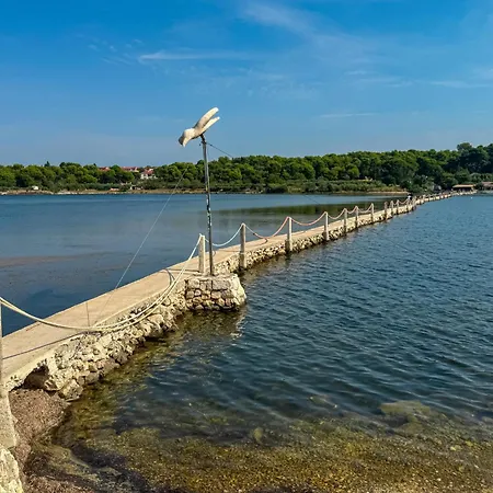 In - Istrien 51817 * Premantura